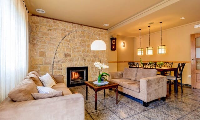 5 Zimmer Haus zu verkaufen in Vall de Laguart - 459.000 € (Ref: 9878442)