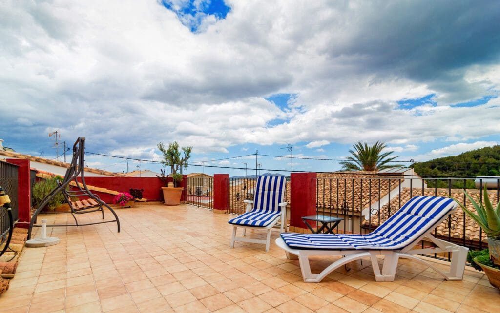 5 bedroom Townhouse for sale in Vall de Laguart - € 459,000 (Ref: 9878442)
