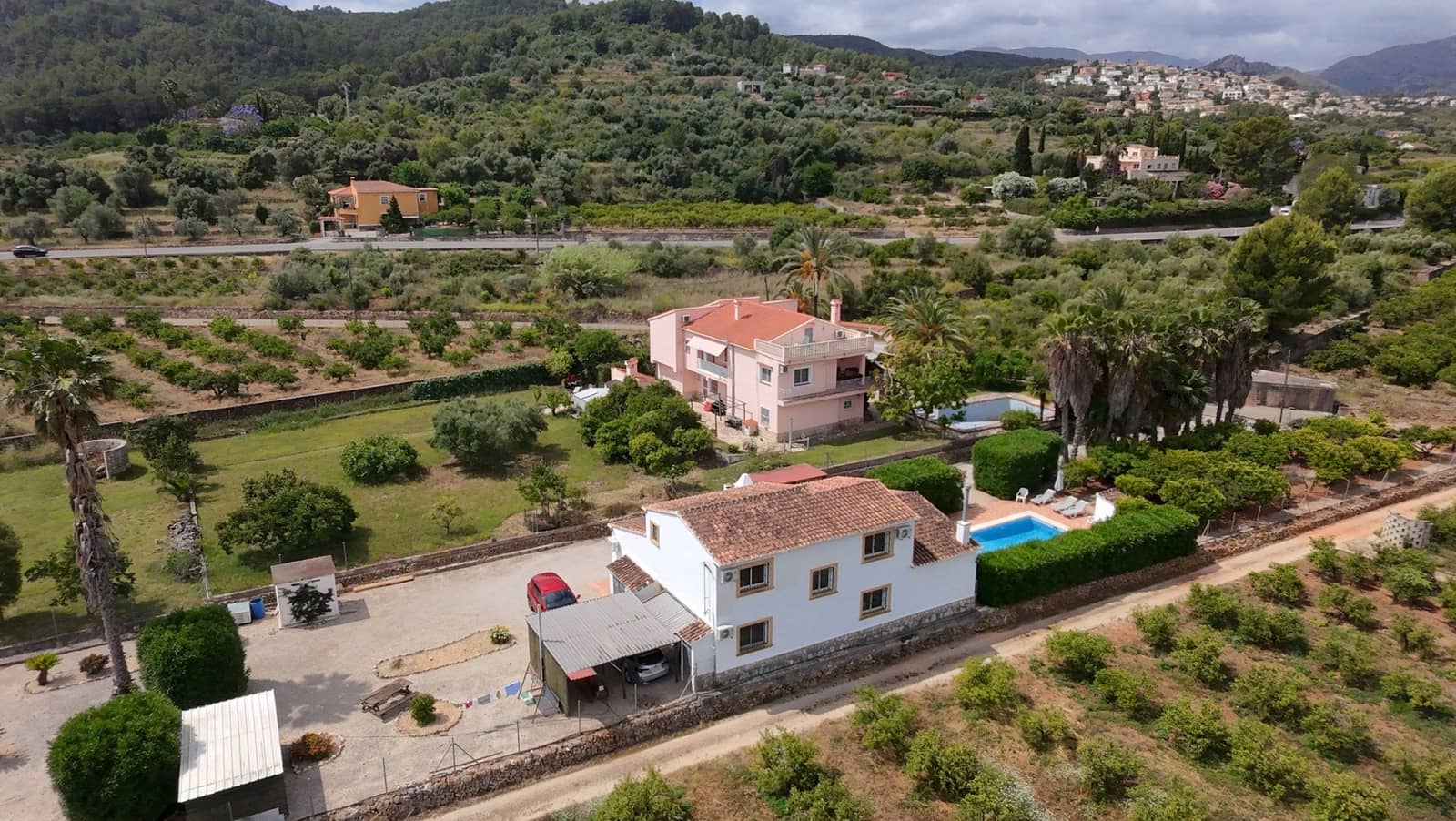 4 bedroom Villa for sale in Benidoleig with pool - € 575,000 (Ref: 9878443)
