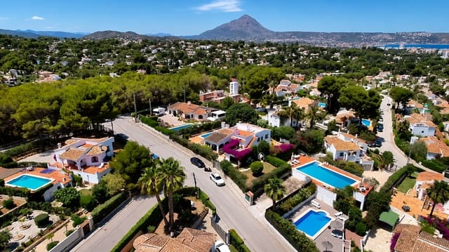 5 soverom Villa til salgs i Centro ciudad, Javea / Xàbia med svømmebasseng - € 850 000 (Ref: 9880793)