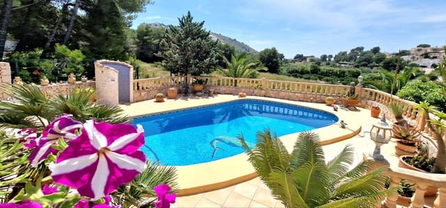 3 camera da letto Villa in vendita in Casco Urbano, Teulada-Moraira con piscina - 820.000 € (Rif: 9880794)
