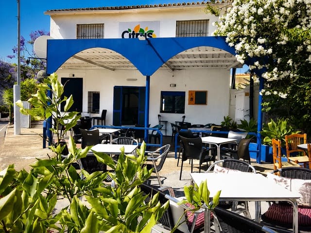 Restaurant/bar te koop in Orba - € 435.000 (Ref: 9890082)