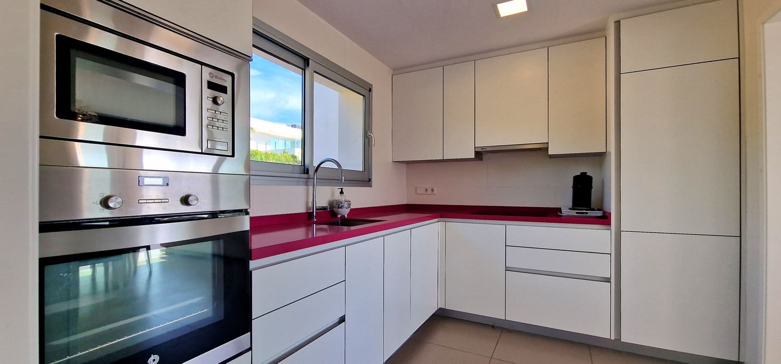Chalet de 3 habitaciones en Benitachell / Benitatxell en venta con piscina - 1.100.000 € (Ref: 9891980)