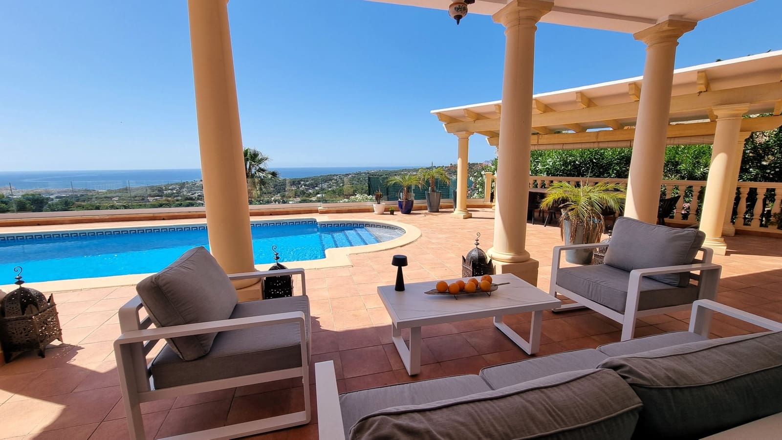 4 Zimmer Villa zu verkaufen in Teulada mit Pool - 1.565.000 € (Ref: 9891981)