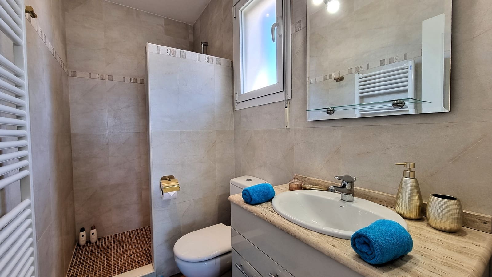 4 Zimmer Villa zu verkaufen in Teulada mit Pool - 1.565.000 € (Ref: 9891981)