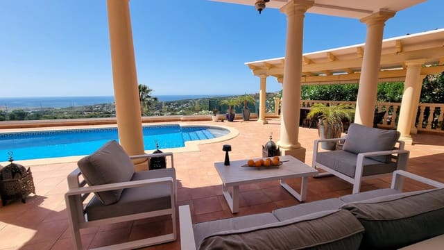 4 sypialnia Willa na sprzedaż w Teulada Pueblo, Teulada-Moraira z basenem - 1 565 000 € (Ref: 9891981)