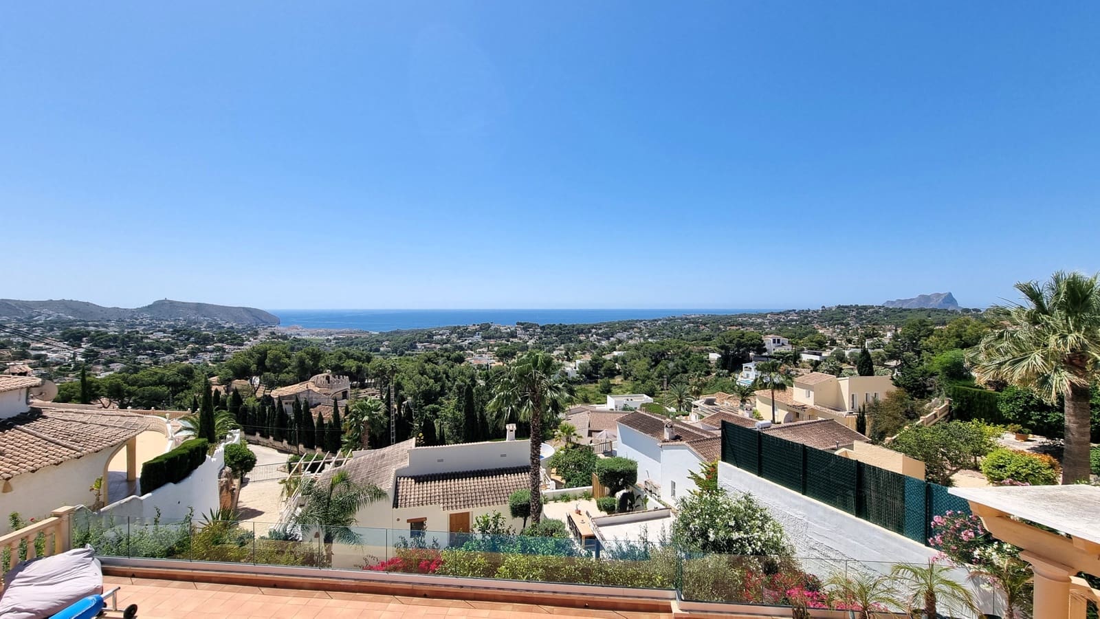 4 Zimmer Villa zu verkaufen in Teulada mit Pool - 1.565.000 € (Ref: 9891981)