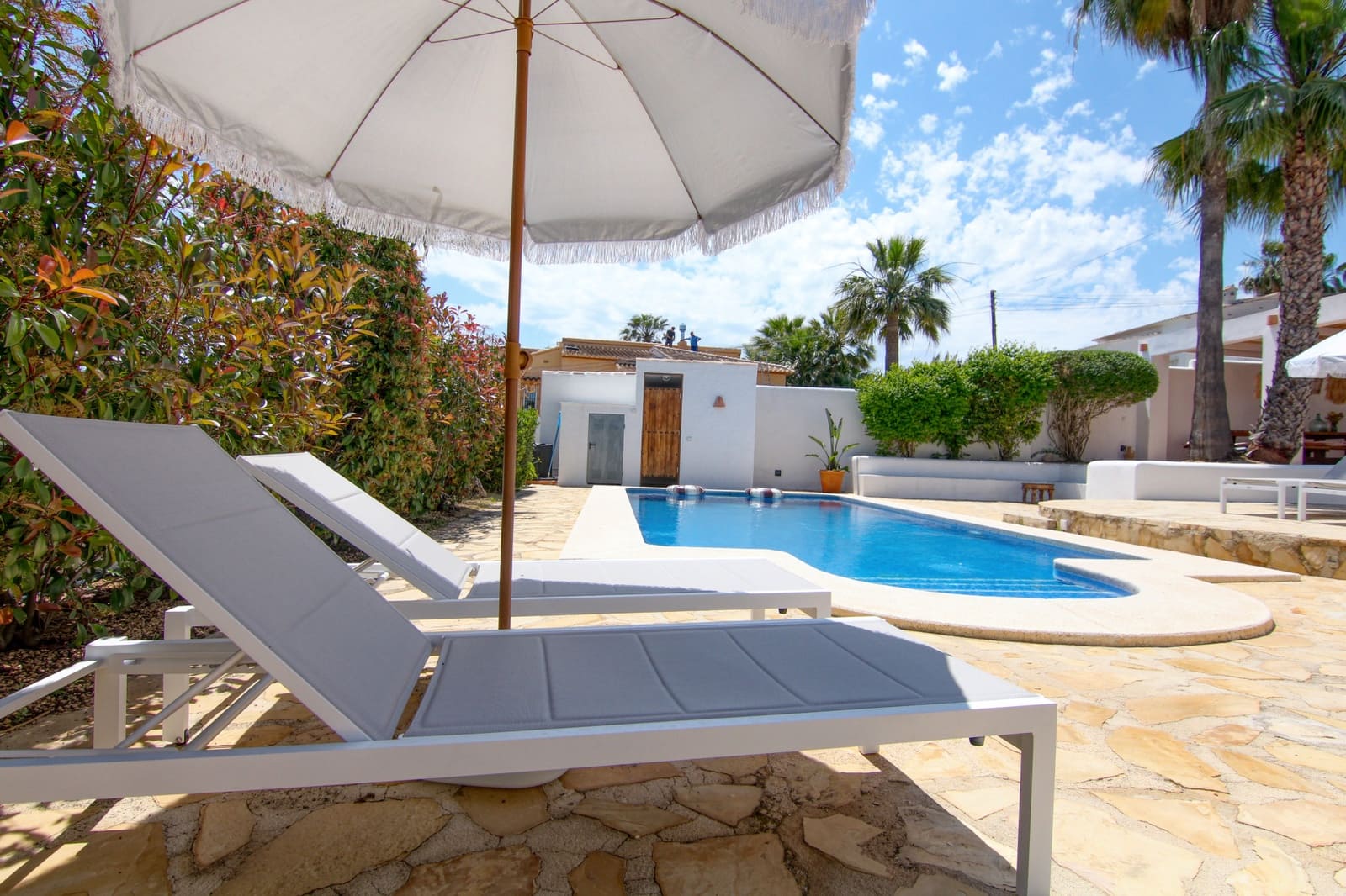 Chalet de 3 habitaciones en Benitachell / Benitatxell en alquiler vacacional con piscina - 575 € (Ref: 9891982)