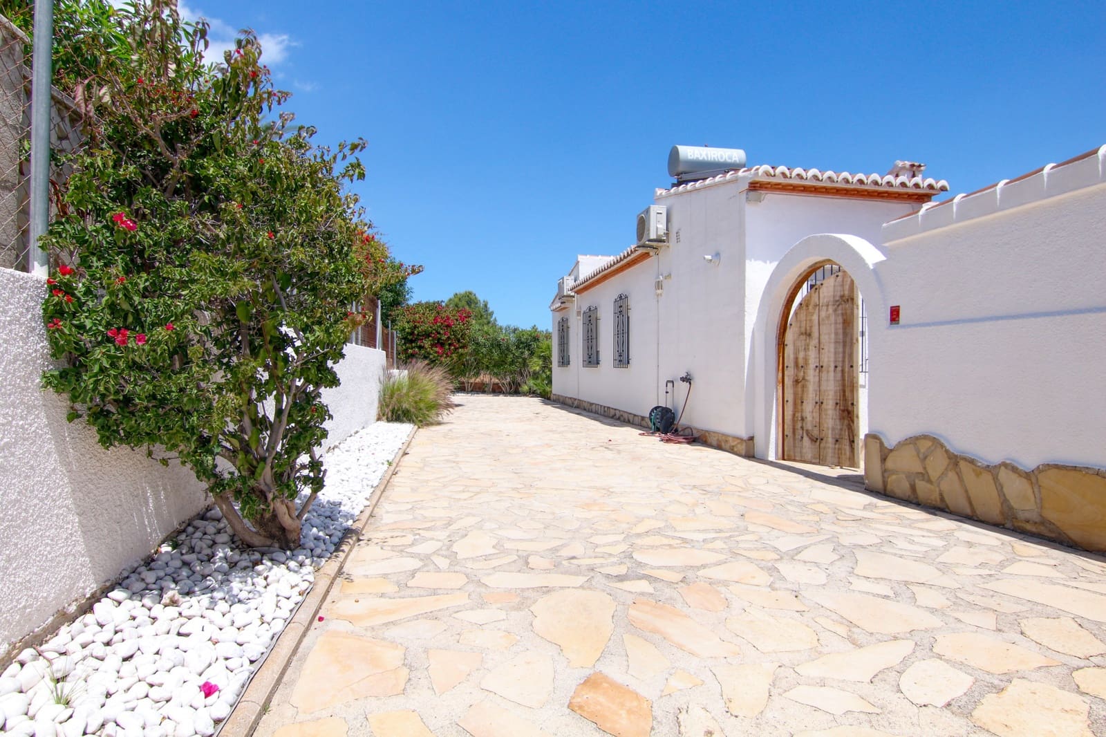 Chalet de 3 habitaciones en Benitachell / Benitatxell en alquiler vacacional con piscina - 575 € (Ref: 9891982)