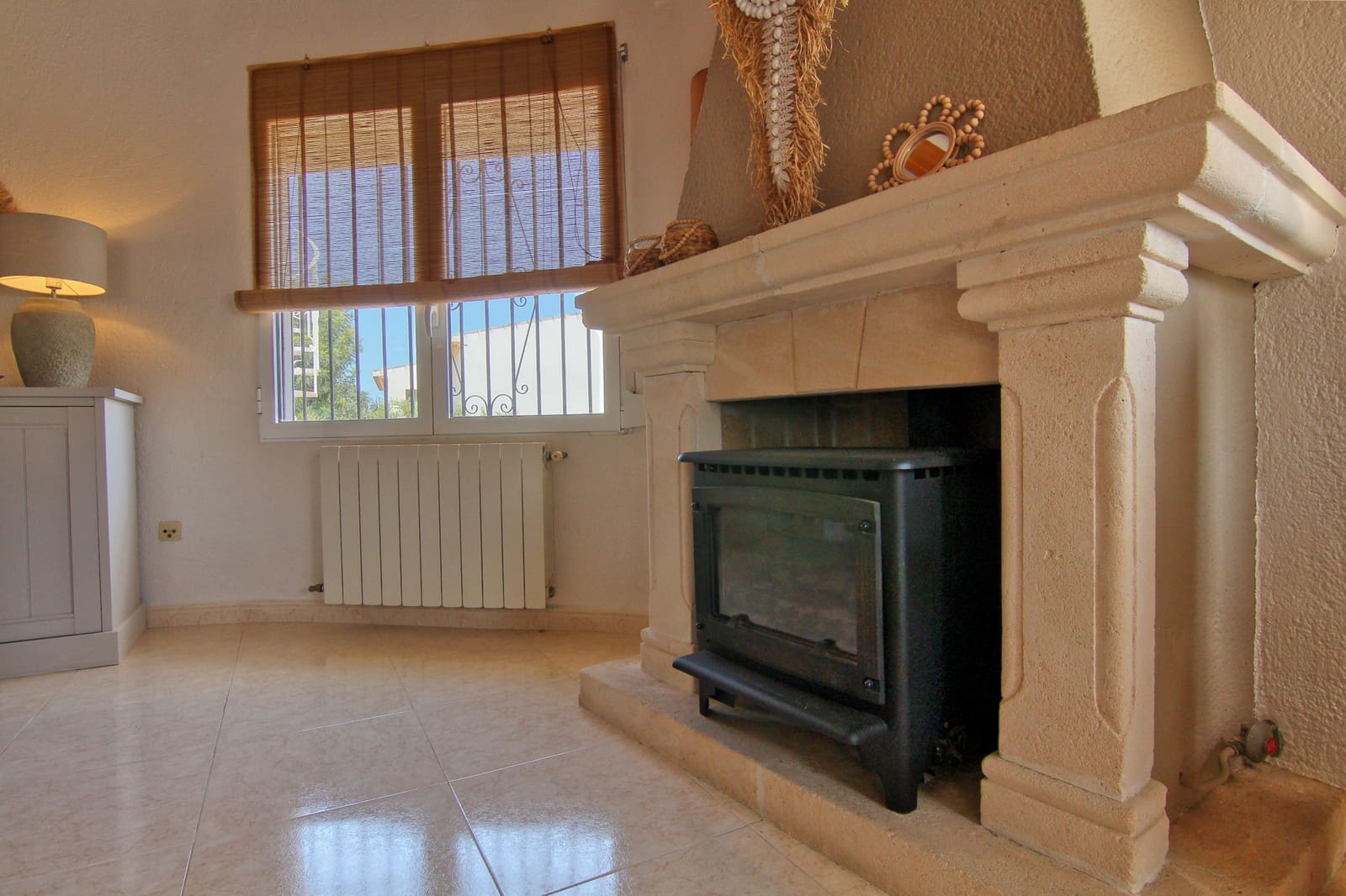 3 bedroom Villa for rent in Benitachell / Benitatxell with pool - € 2,300 (Ref: 9891983)