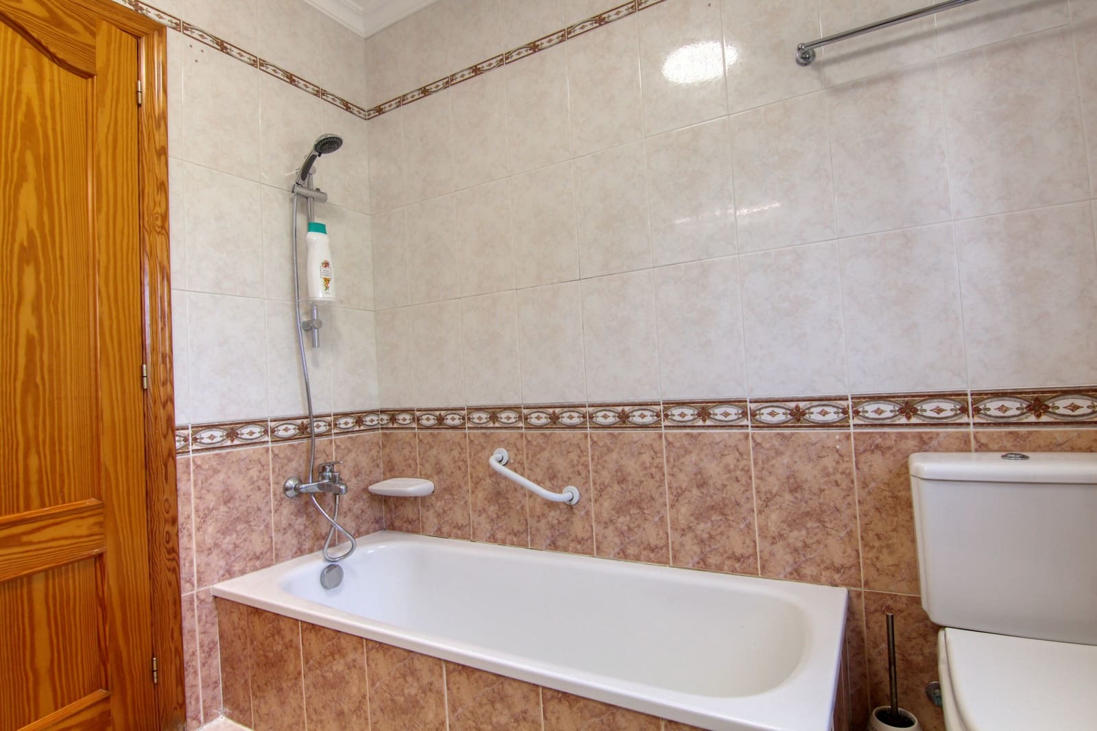 3 bedroom Villa for rent in Benitachell / Benitatxell with pool - € 2,300 (Ref: 9891983)