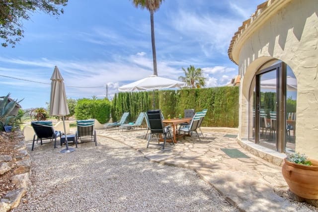 2 soverom Villa til salgs i Teulada Pueblo, Teulada-Moraira med svømmebasseng - € 338 (Ref: 9891984)