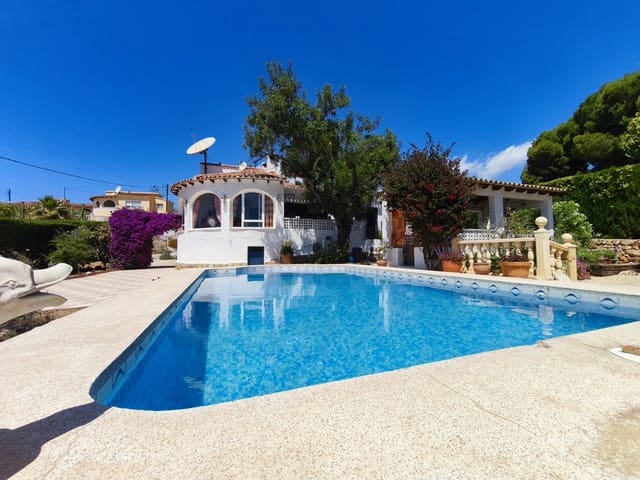 2 slaapkamer Villa te koop in Gargasindi, Calpe / Calp met zwembad - € 545.000 (Ref: 9891986)