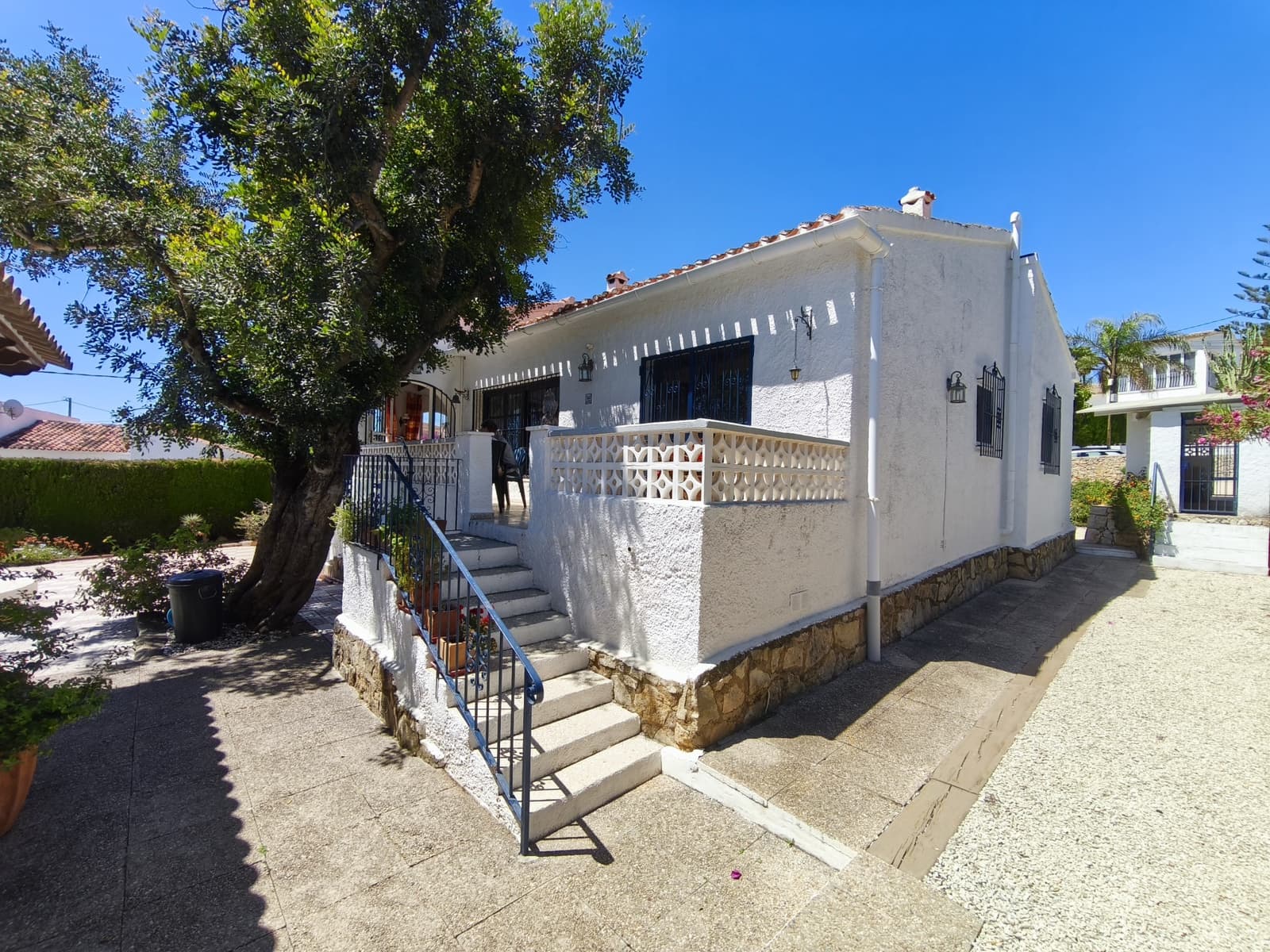 2 slaapkamer Villa te koop in Calpe / Calp met zwembad - € 545.000 (Ref: 9891986)
