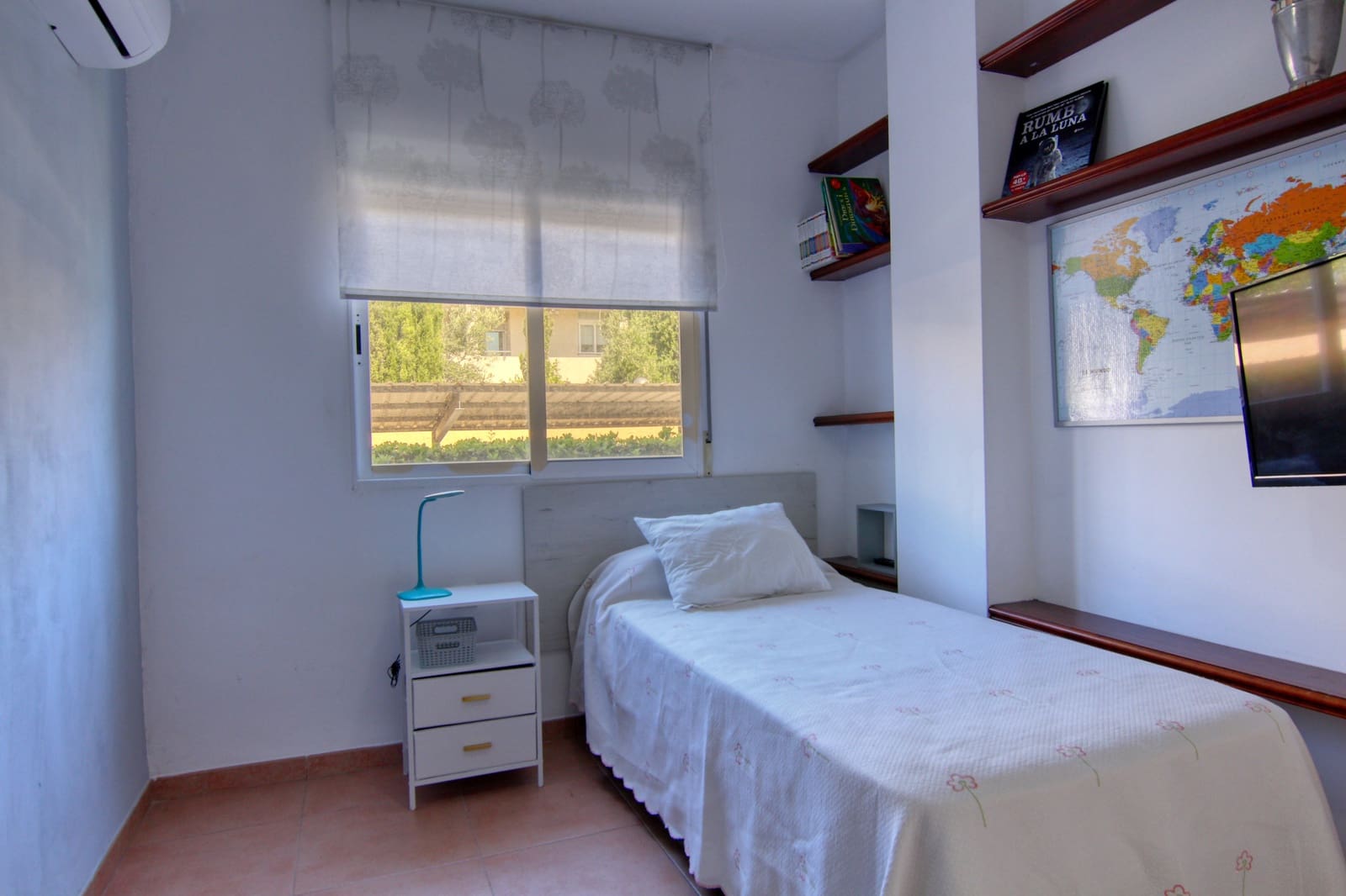 3 sovrum Lägenhet för semesterbostäder i Denia med pool - 325 € (Ref: 9891987)