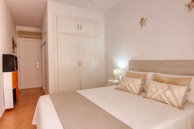 3 soveværelse Lejlighed til leje i Centro Urbano, Dénia med swimmingpool - € 1.300 (Ref: 9891988)