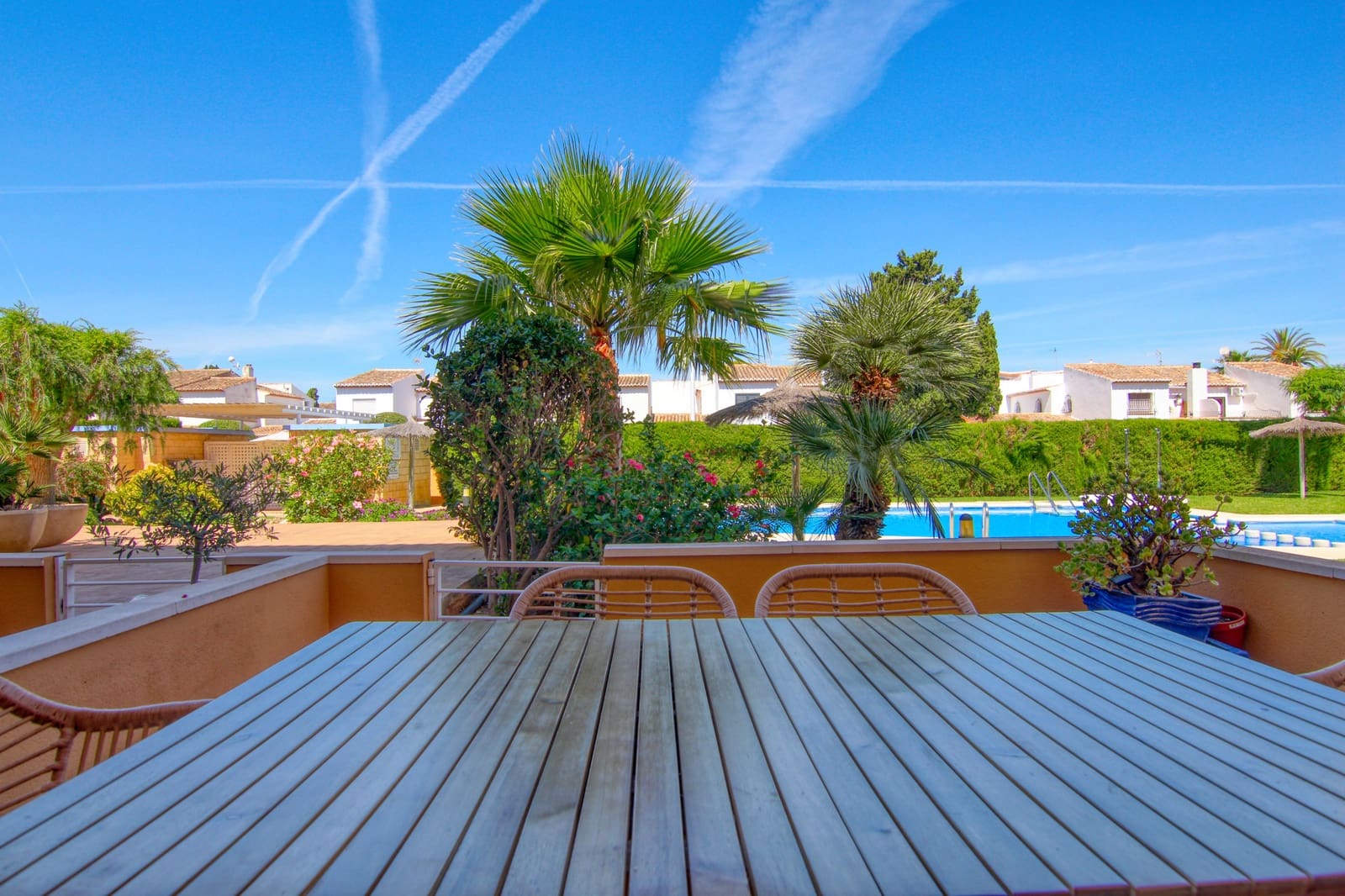 Apartamento de 3 habitaciones en Javea / Xàbia en alquiler vacacional con piscina - 413 € (Ref: 9891989)