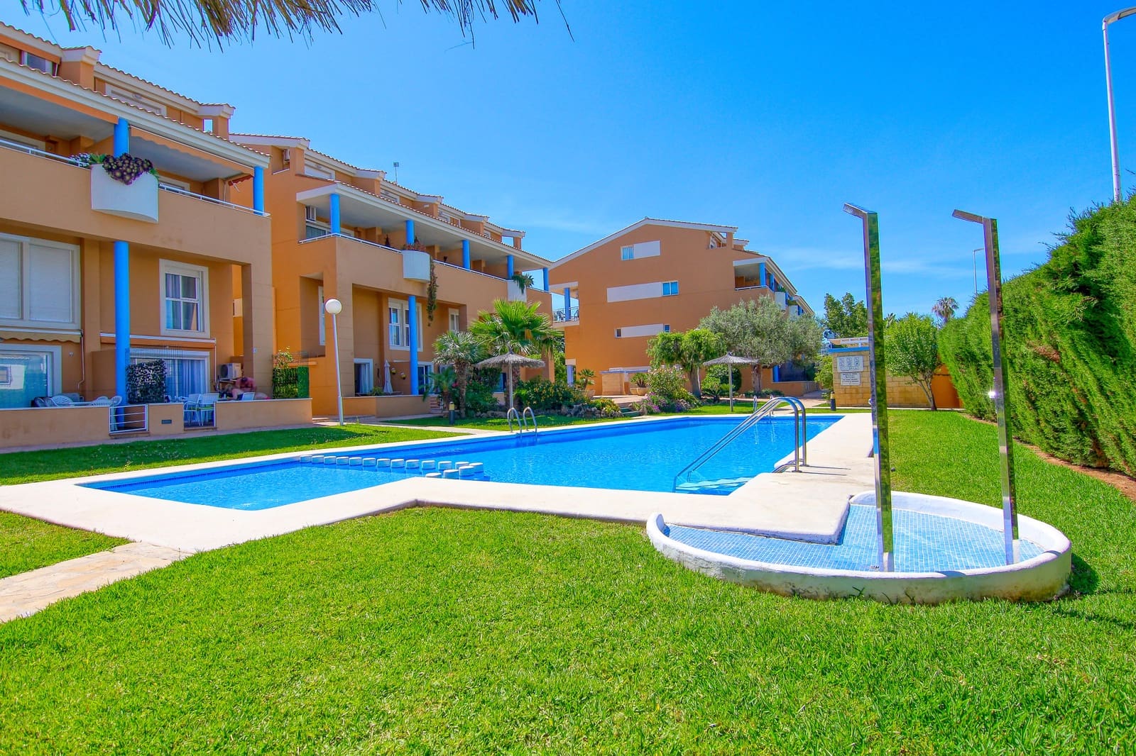 Apartamento de 3 habitaciones en Javea / Xàbia en alquiler vacacional con piscina - 413 € (Ref: 9891989)