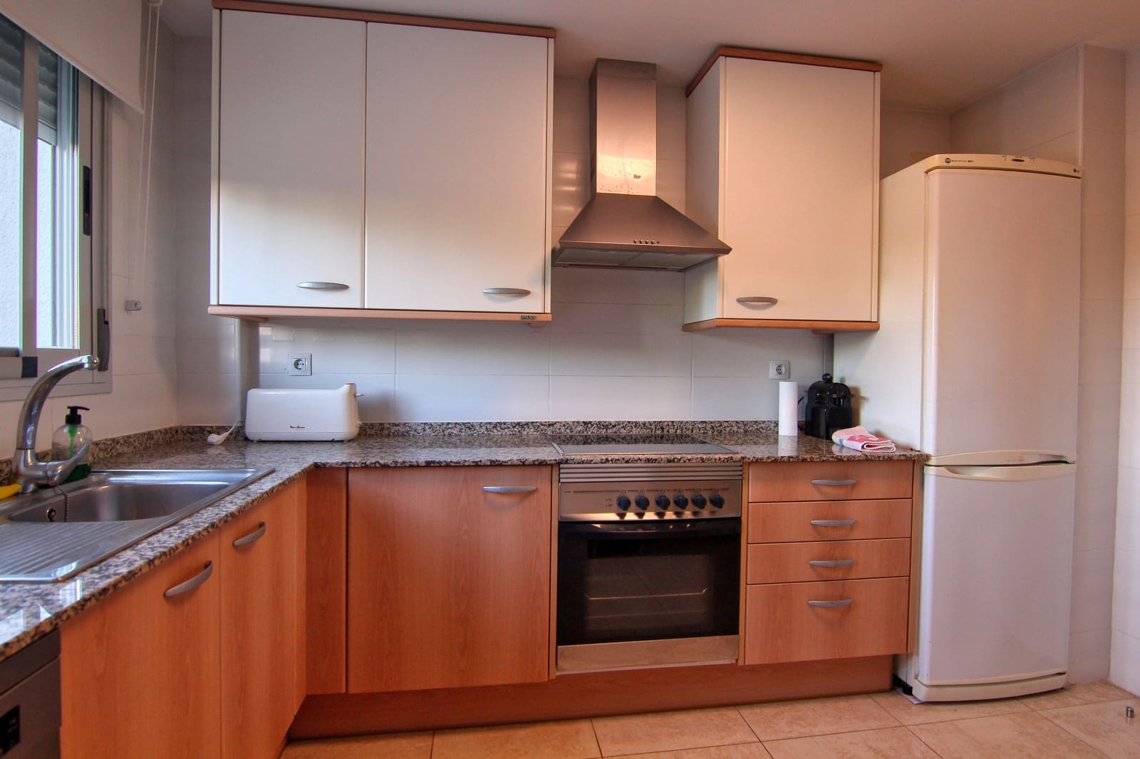 2 slaapkamer Appartement te huur in Denia met zwembad - € 1.200 (Ref: 9891992)