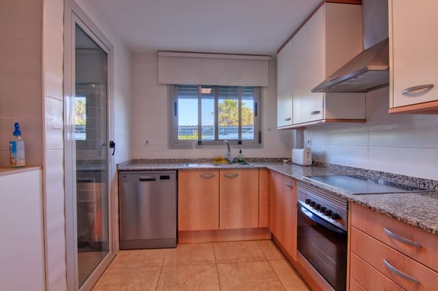 2 soveværelse Lejlighed til leje i Centro Urbano, Dénia - € 1.200 (Ref: 9891992)