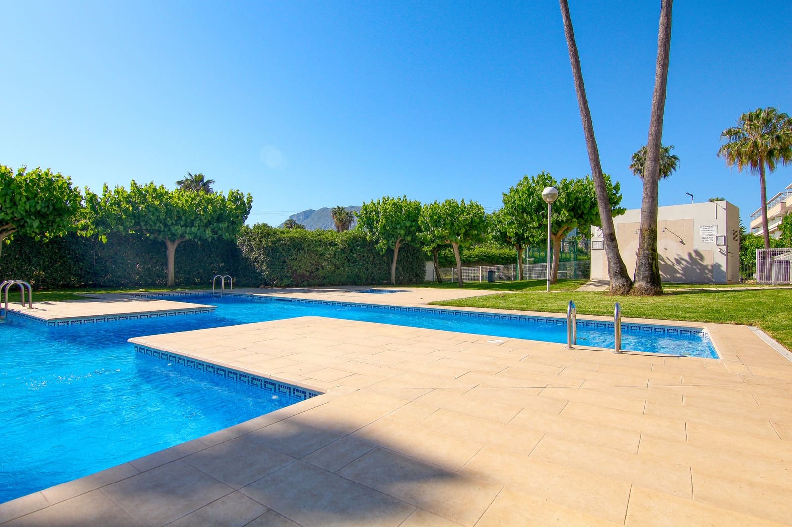 2 slaapkamer Appartement te huur in Denia met zwembad - € 1.200 (Ref: 9891992)