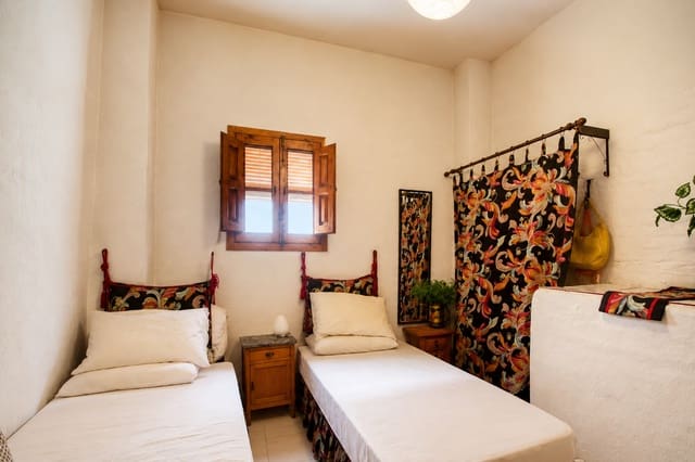 2 chambre Maison de Ville à vendre à Piles - 99 950 € (Ref: 9896610)