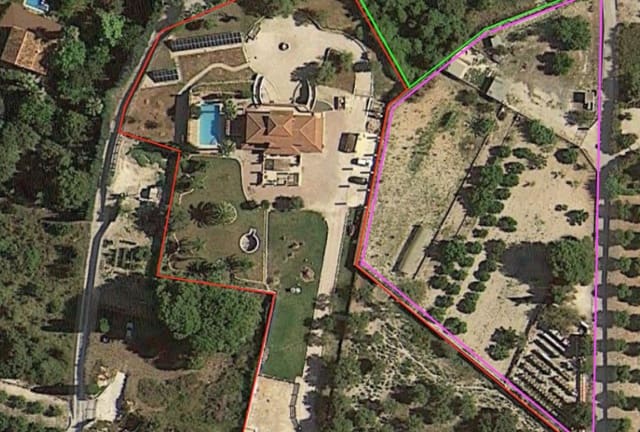 Chalet de 5 habitaciones en Pedreguer en venta con piscina - 2.495.000 € (Ref: 9904294)