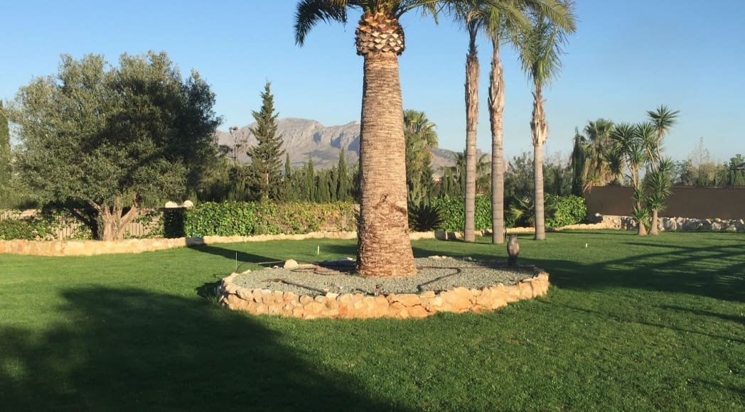 5 bedroom Villa for sale in Pedreguer with pool - € 2,495,000 (Ref: 9904294)