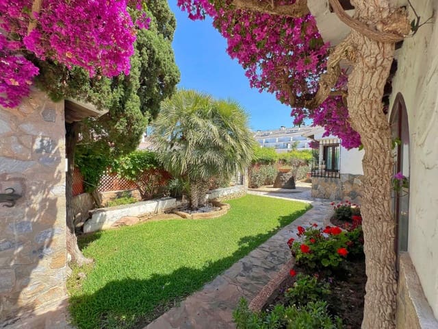 3 chambre Villa/Maison à vendre à Las Marinas / Les Marines, Dénia avec piscine - 580 000 € (Ref: 9906992)