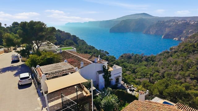 3 slaapkamer Villa te koop in Centro ciudad, Javea / Xàbia met zwembad - € 2.400.000 (Ref: 9906993)