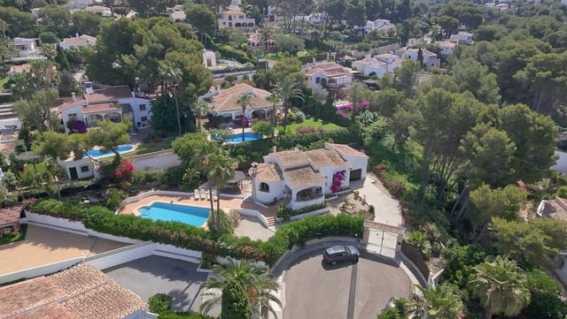 3 soveværelse Villa til salg i Centro ciudad, Javea / Xàbia med swimmingpool - € 749.000 (Ref: 9921956)