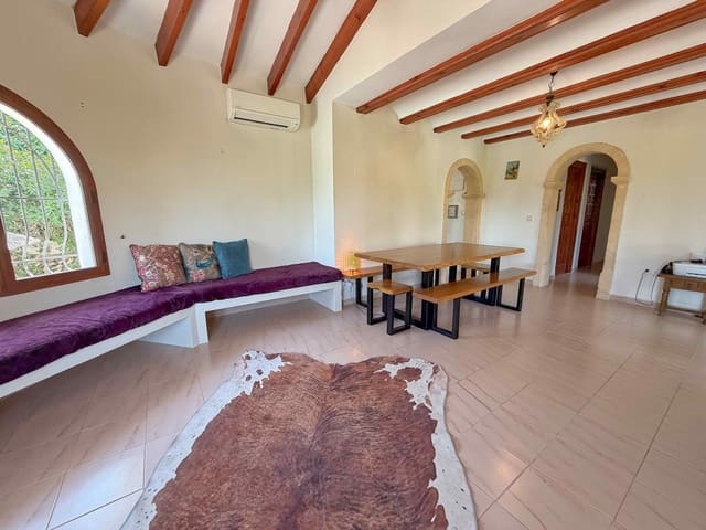3 soveværelse Villa til salg i Centro ciudad, Javea / Xàbia med swimmingpool - € 749.000 (Ref: 9921956)