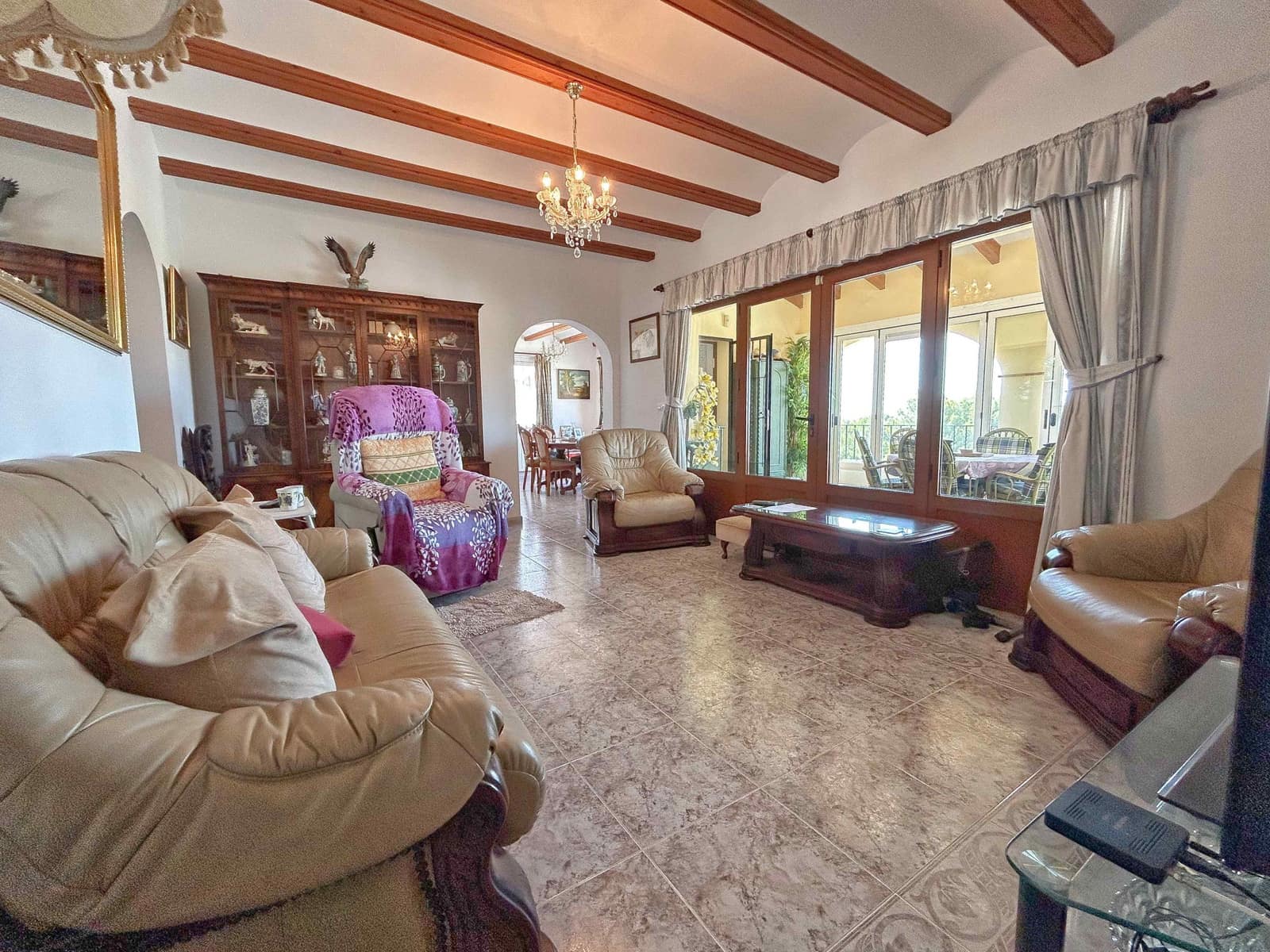 5 bedroom Villa for sale in Rafol de Almunia with pool - € 550,000 (Ref: 9927077)