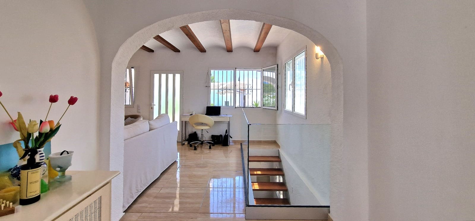 6 soveværelse Villa til salg i Moraira med swimmingpool - € 650.000 (Ref: 9936108)