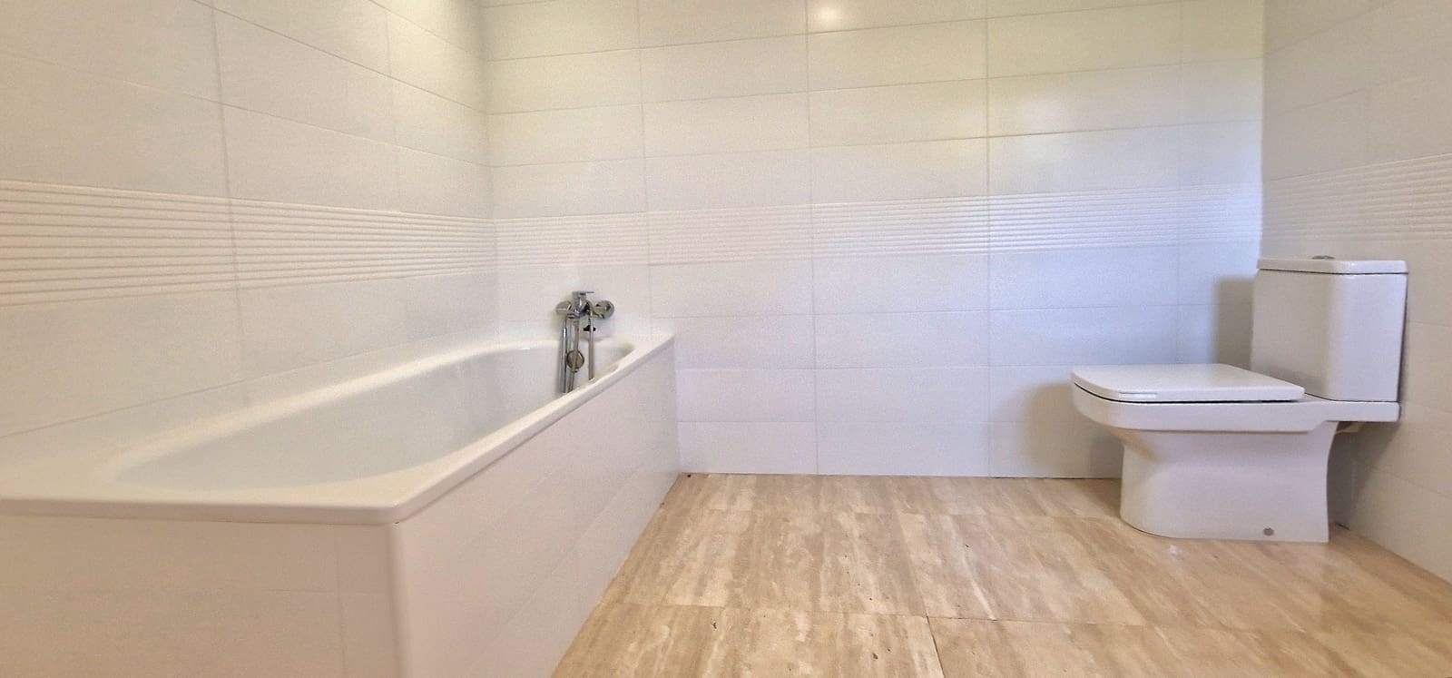 6 soveværelse Villa til salg i Moraira med swimmingpool - € 650.000 (Ref: 9936108)