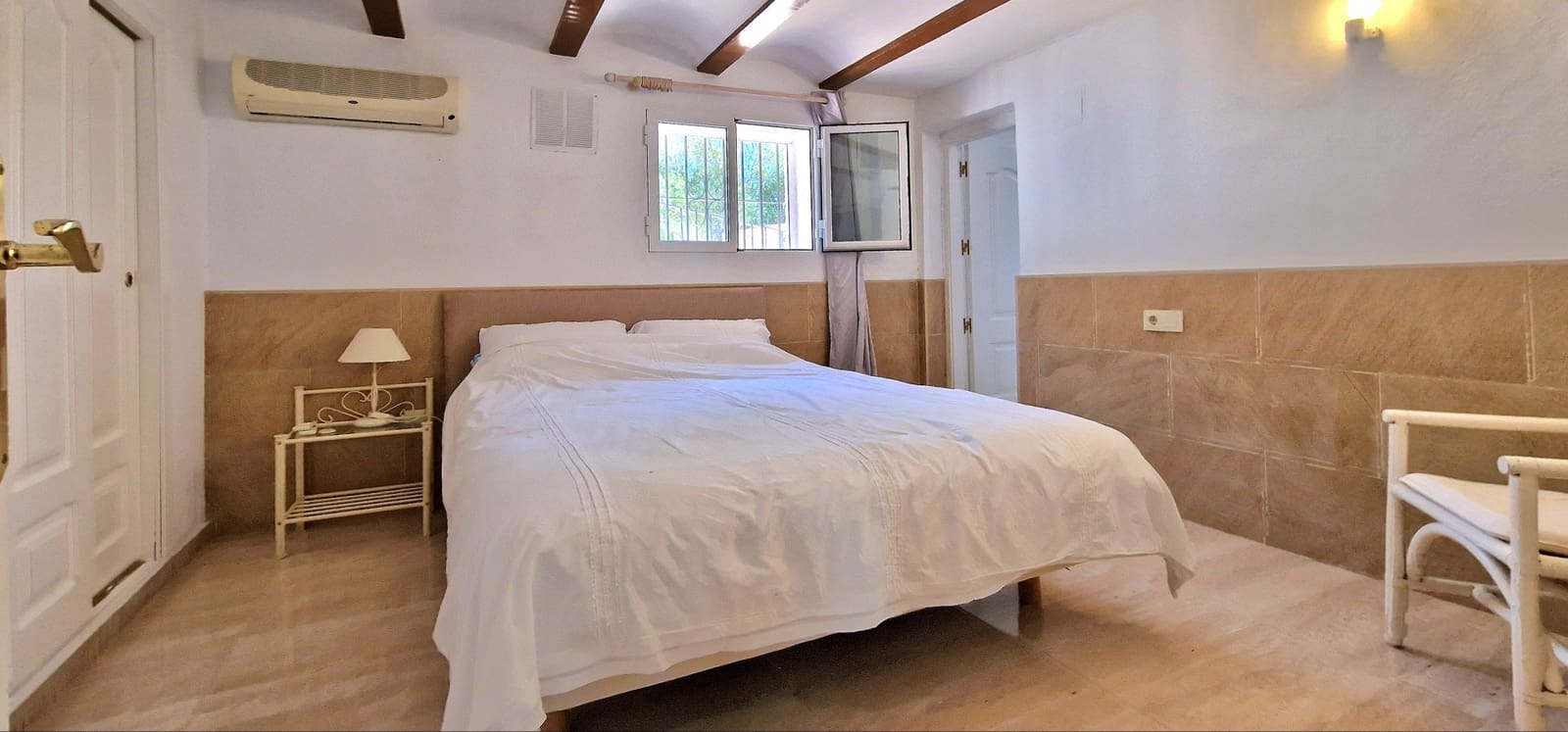 6 soveværelse Villa til salg i Moraira med swimmingpool - € 650.000 (Ref: 9936108)