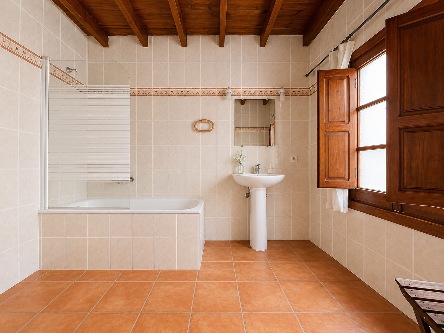 5 bedroom Townhouse for sale in Almoines with pool - € 345,000 (Ref: 9936109)