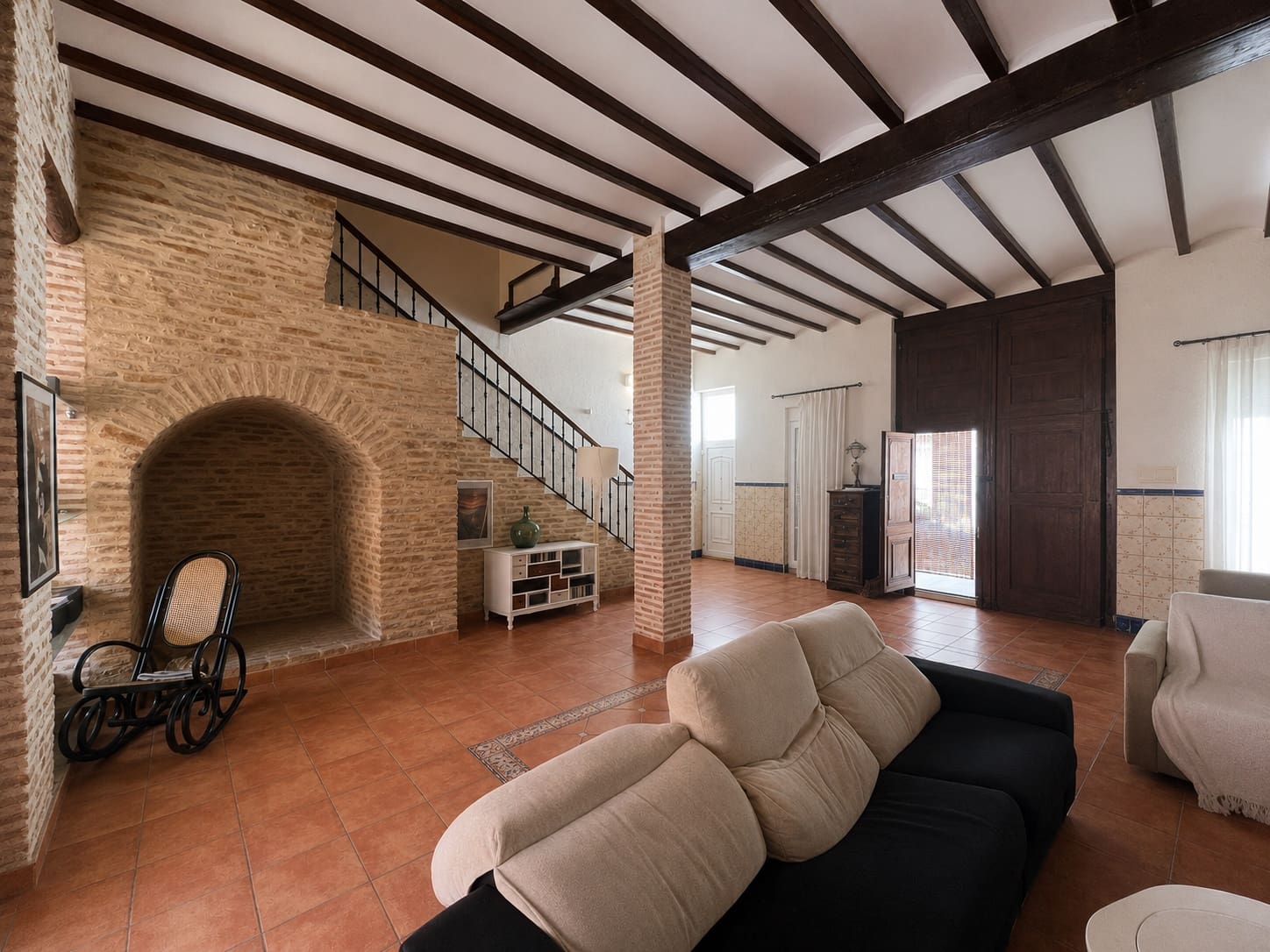 5 bedroom Townhouse for sale in Almoines with pool - € 345,000 (Ref: 9936109)