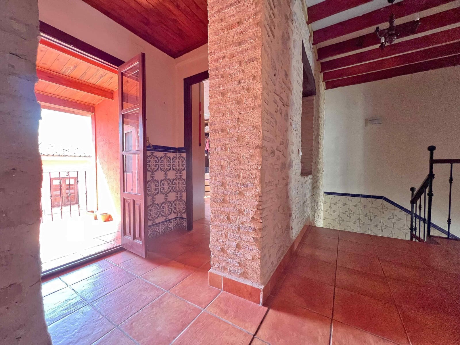 5 bedroom Townhouse for sale in Almoines with pool - € 345,000 (Ref: 9936109)