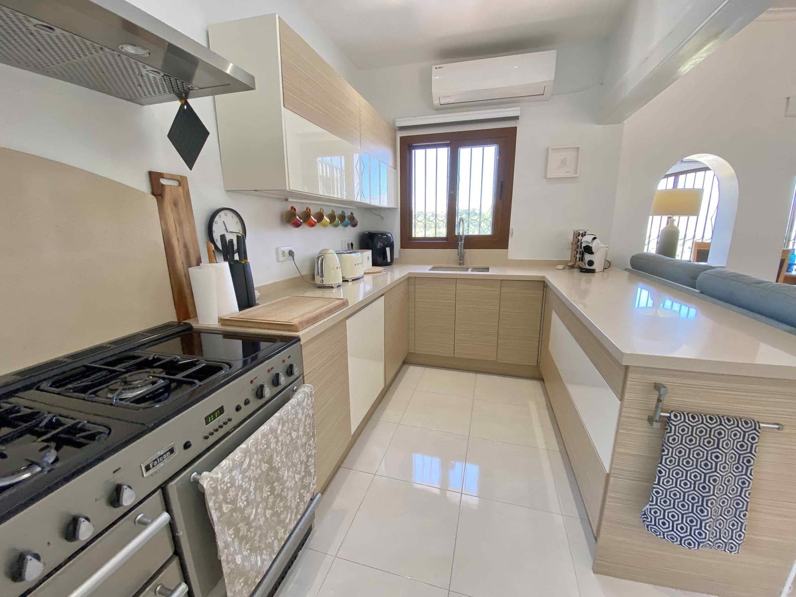 3 sypialnia Willa na sprzedaż w Benidoleig z basenem - 475 000 € (Ref: 9937884)