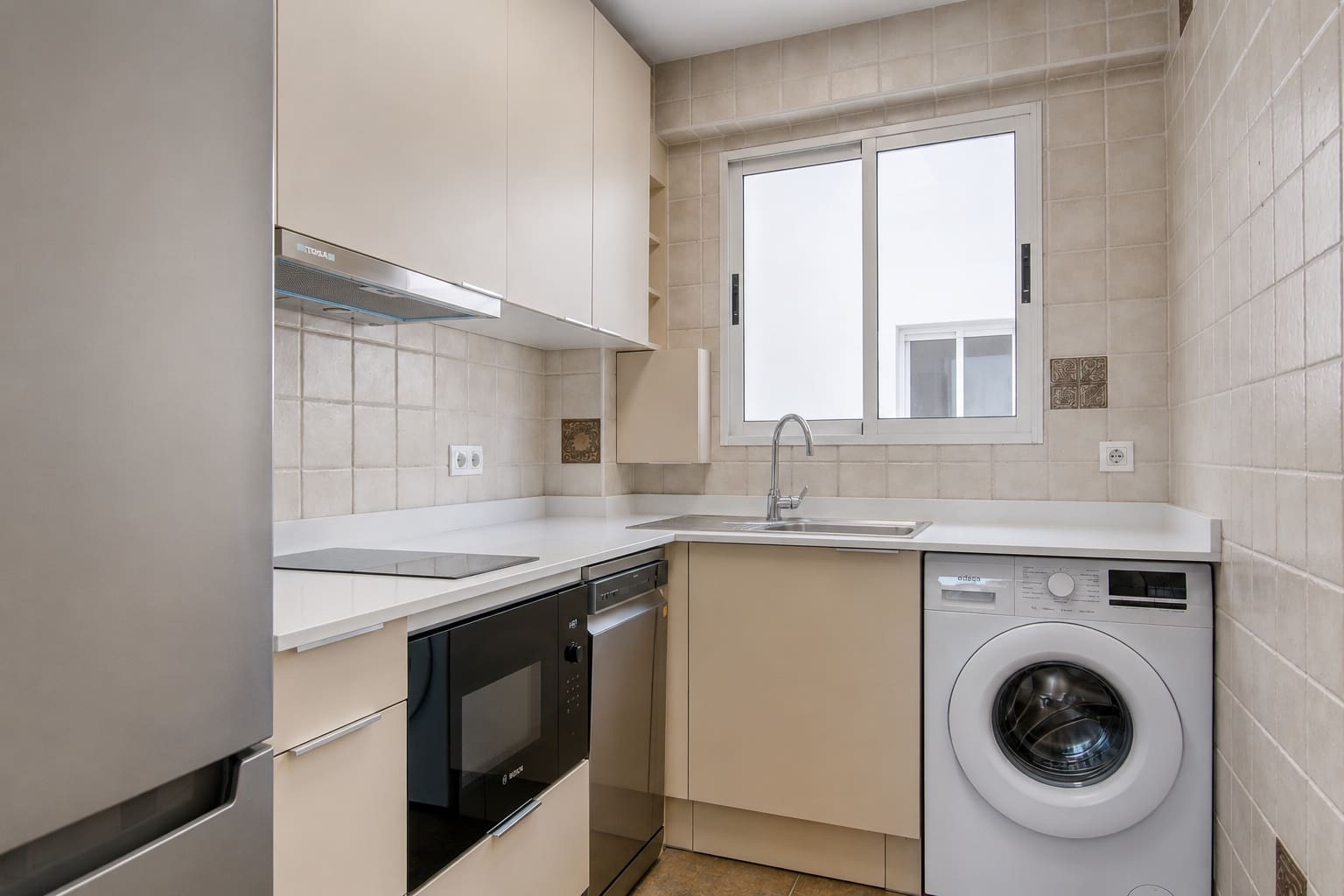 2 bedroom Apartment for rent in Javea / Xabia with garage - € 1,200 (Ref: 9942053)