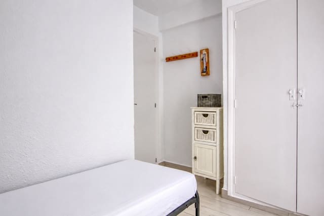 2 quarto Apartamento para arrendar em Centro ciudad, Javea / Xàbia com garagem - 1 200 € (Ref: 9942053)