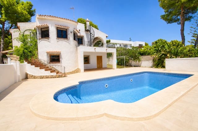 6 soverom Villa til salgs i Casco Urbano, Teulada-Moraira med svømmebasseng - € 998 000 (Ref: 9945434)
