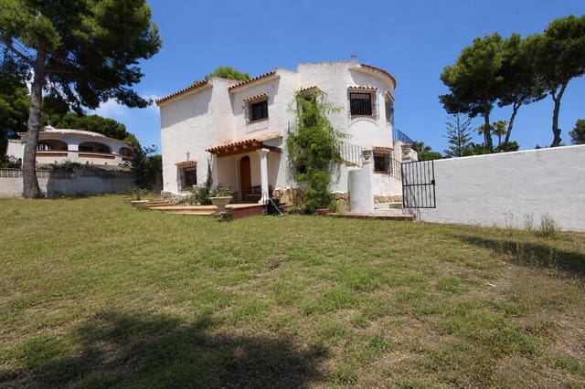 6 soverom Villa til salgs i Casco Urbano, Teulada-Moraira med svømmebasseng - € 998 000 (Ref: 9945434)