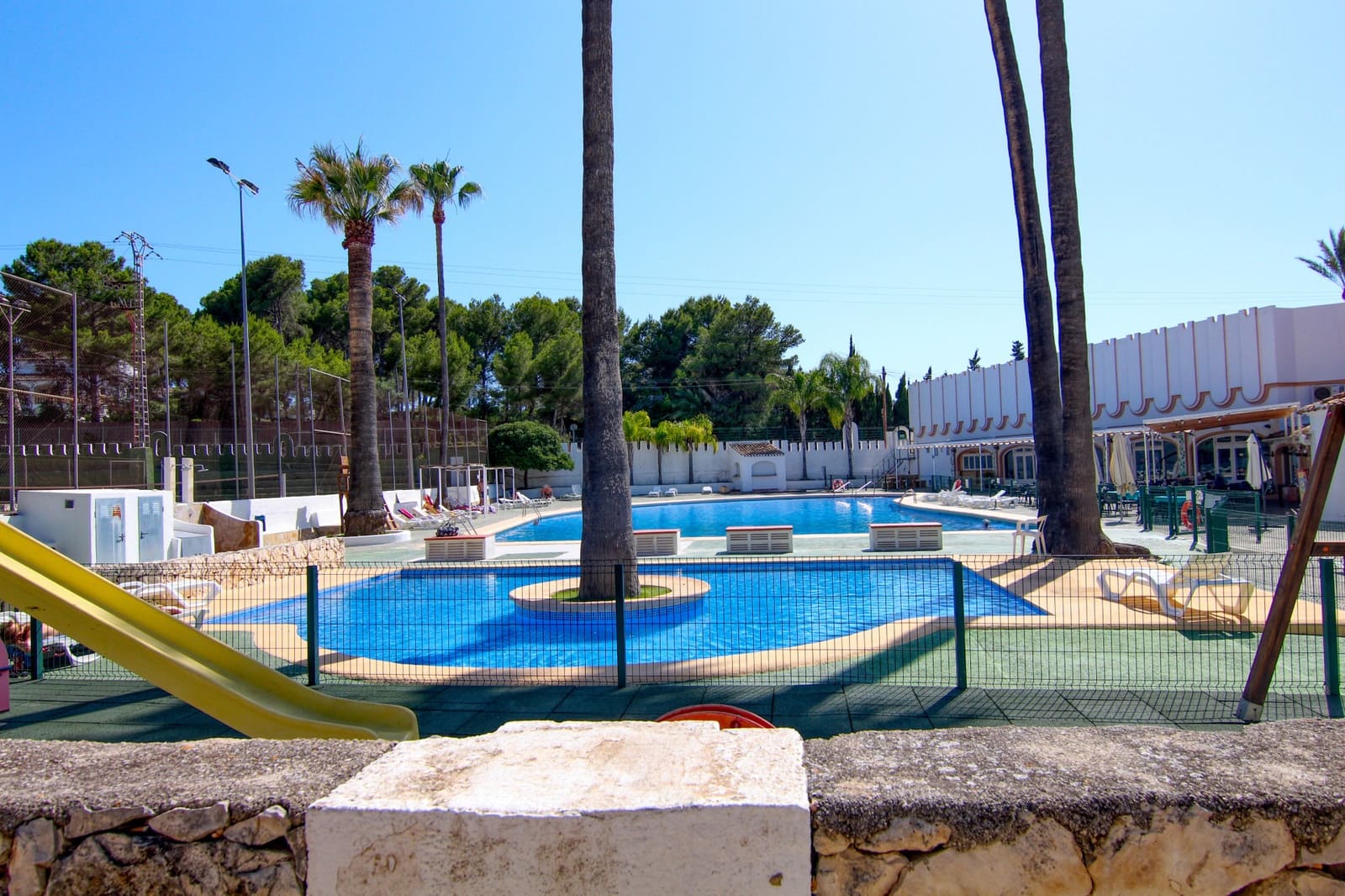 2 sovrum Bungalow för semesterbostäder i Javea / Xabia med pool - 300 € (Ref: 9949478)