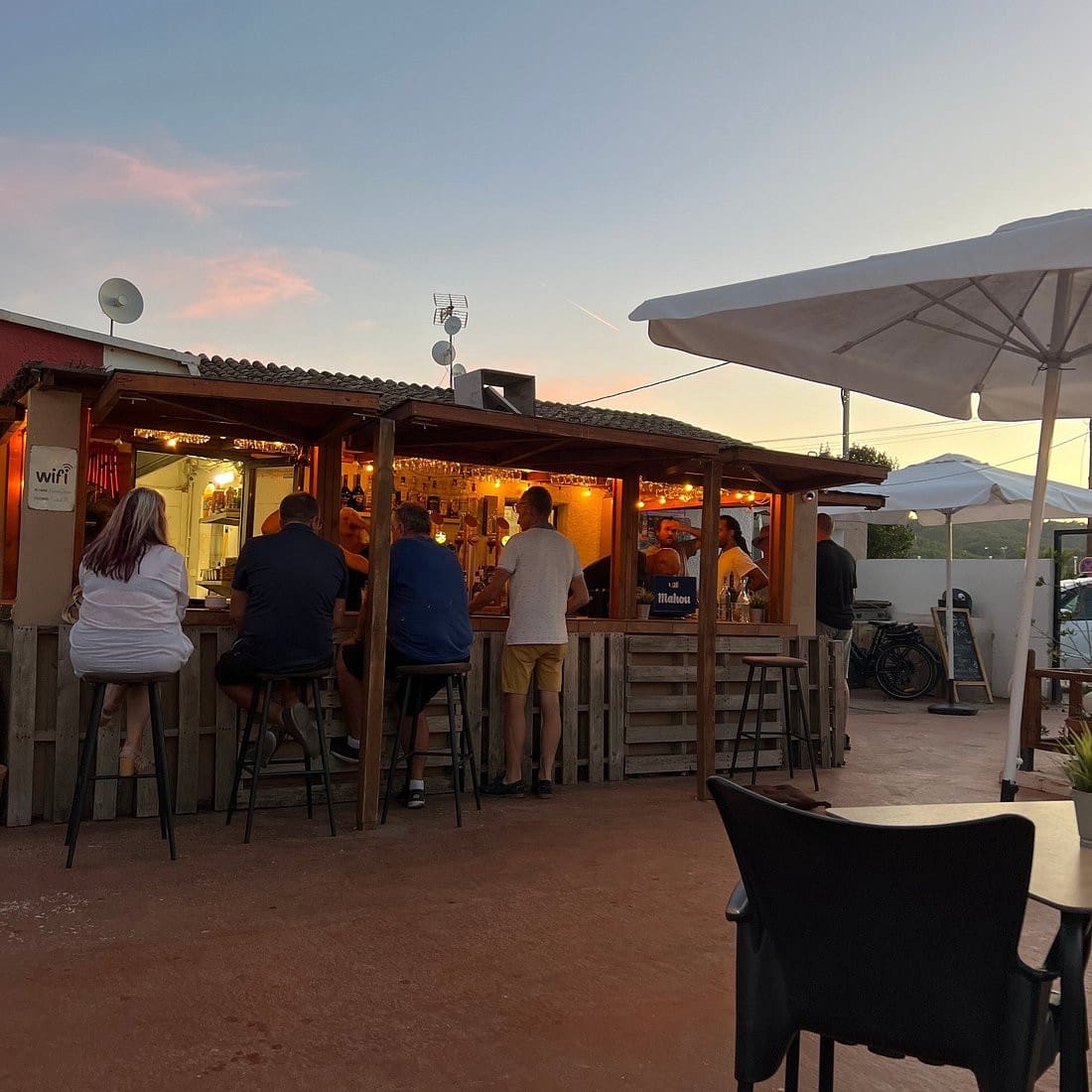Restaurant/Bar à vendre à Arenal - 450 000 € (Ref: 9952358)