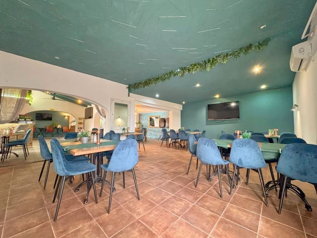 Bedrijf te koop in Arenal, Javea / Xàbia - € 450.000 (Ref: 9952358)