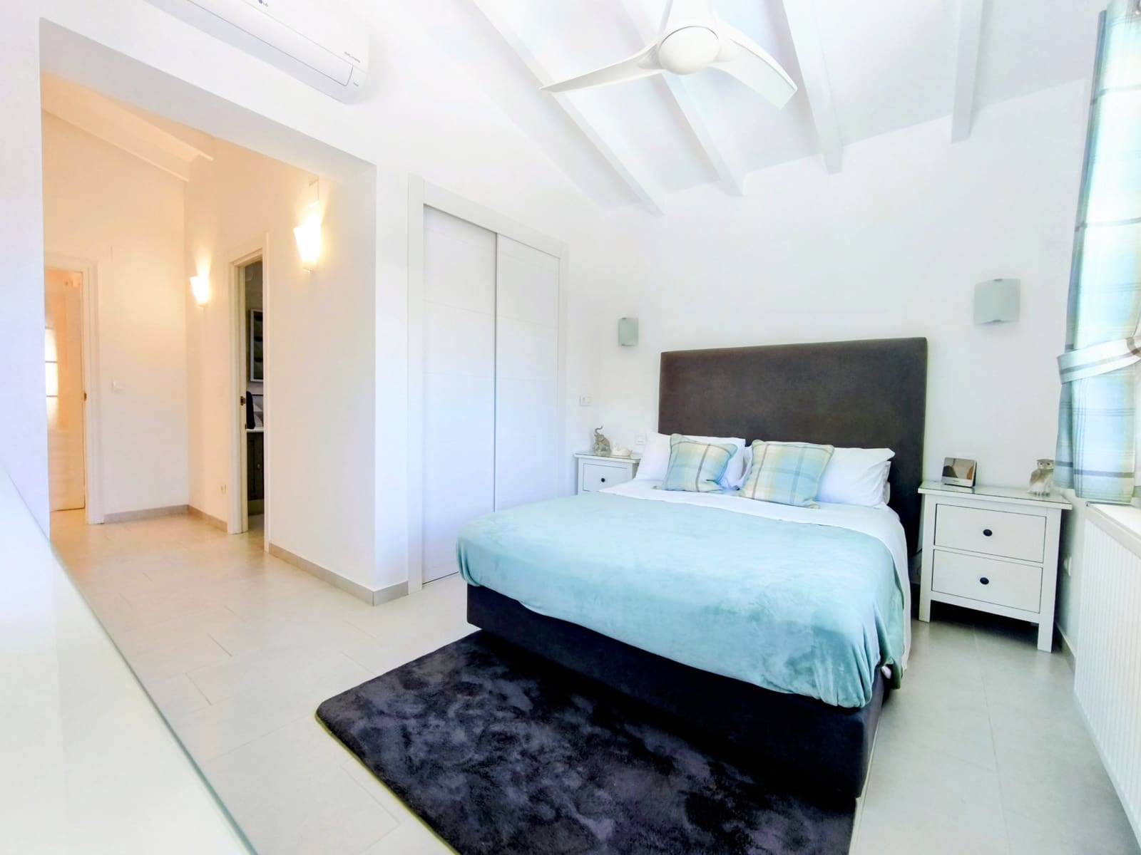 3 soveværelse Villa til salg i Moraira med swimmingpool - € 899.000 (Ref: 9962383)