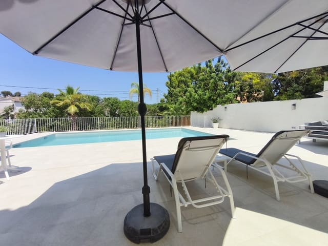 3 soveværelse Villa til salg i Moravit - Cap Blanc, Teulada-Moraira med swimmingpool - € 899.000 (Ref: 9962383)