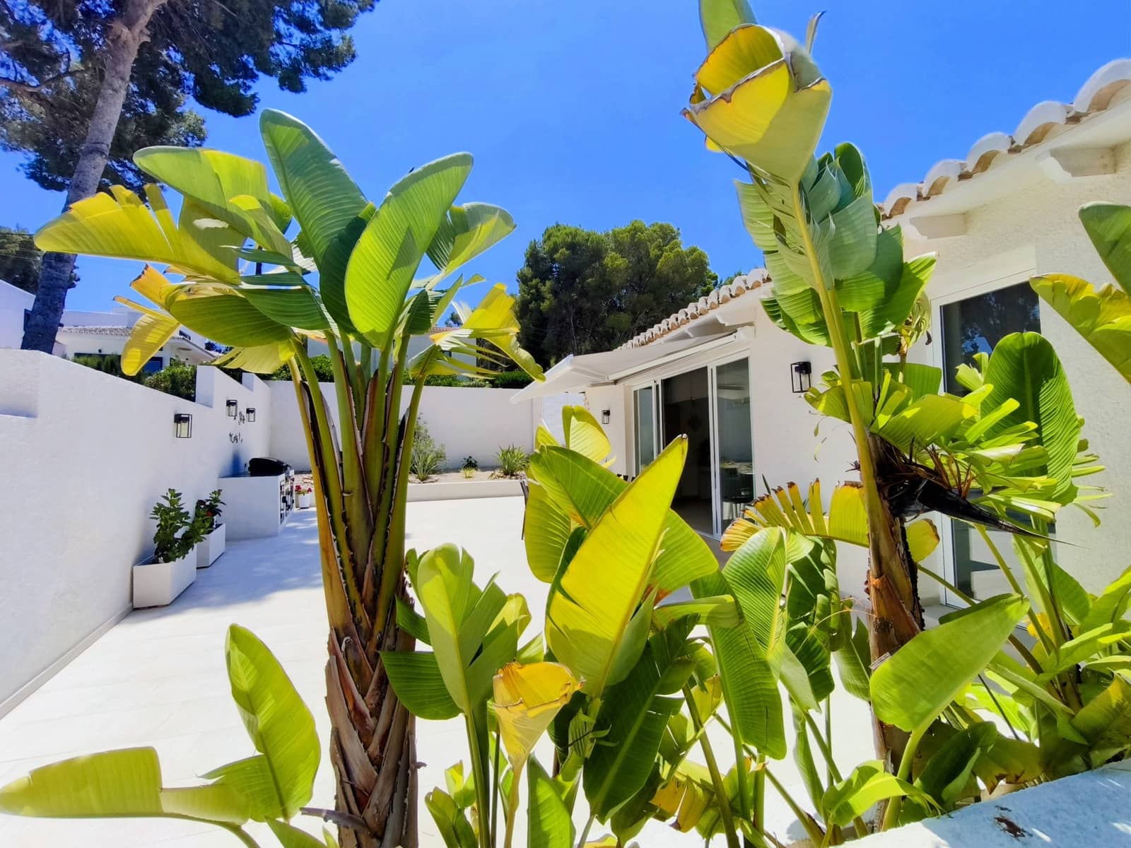 3 soveværelse Villa til salg i Moraira med swimmingpool - € 899.000 (Ref: 9962383)